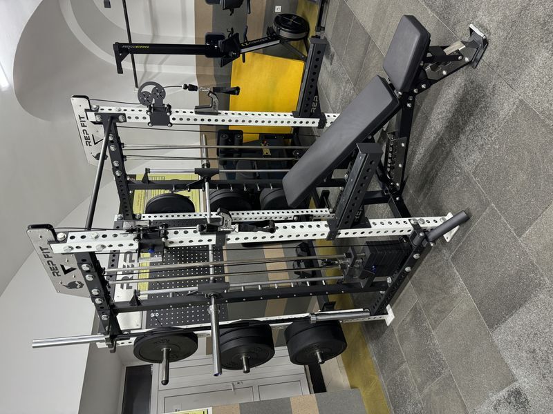 Силова рама з машиною Сміта Newbarbell Power Rack HLD-SA1006 фото