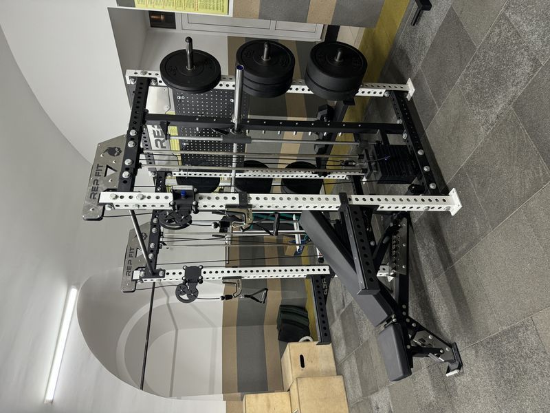 Силова рама з машиною Сміта Newbarbell Power Rack HLD-SA1006 фото