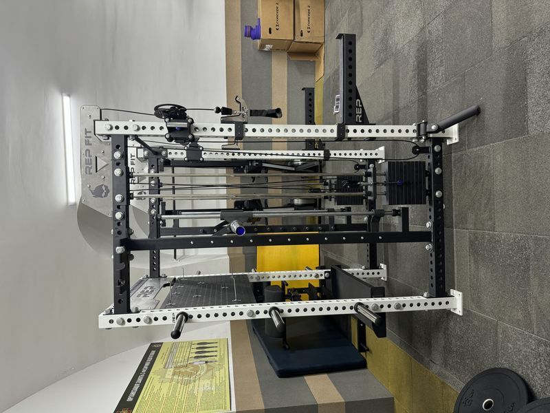 Силова рама з машиною Сміта Newbarbell Power Rack HLD-SA1006 фото