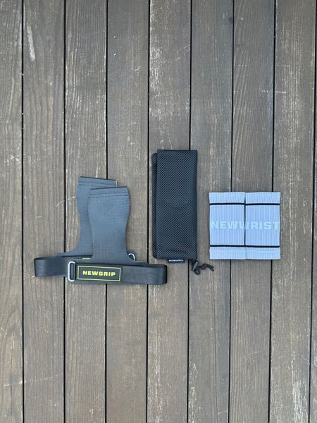 Гімнастичні накладки на долоні безмагнезійні NEWGRIP NewgripBlackSizeM фото