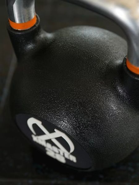 Гиря з поліуретановим покриттям преміум XMASTER XmasterUrethaneKettlebell4kg фото